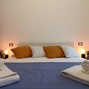 Sahi - Via Dei Ciclamini Mm1 Primaticcio, Stadio San Siro, Ospedale San Carlo Appartement Milan